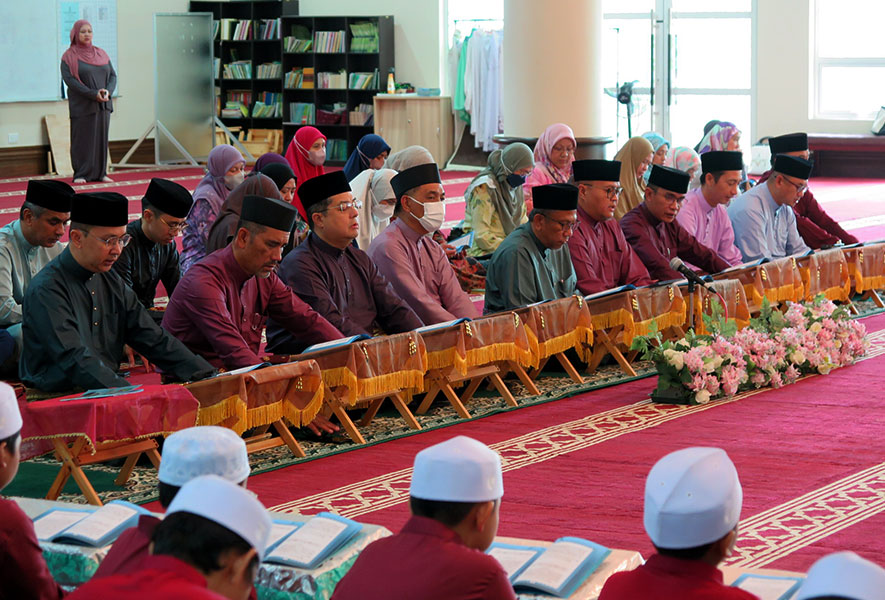 Penolong Mufti (Buhuth) Hadiri Majlis Khatam Al-Qur’an Pelajar BIBD ALAF Sempena Sambutan Ulangtahun ke-10 Program BIBD ALAF