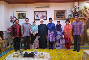 Mufti Kerajaan Terima Kunjungan Muhibbah Hari Raya Rombongan Menteri Kanan Singapura