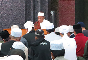 Kuliah Bersama Mufti Sempena Sambutan Maulud Nabi Muhammad di Masjid Kampong Kapok