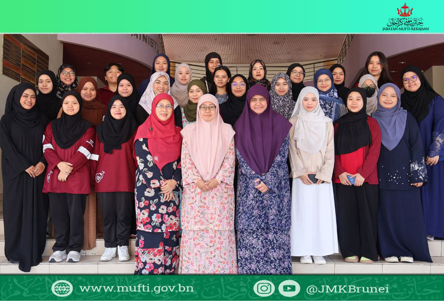 2 Pegawai Ilmu Jabatan Mufti Kerajaan sebagai Penceramah Sesi Program Perbidanan