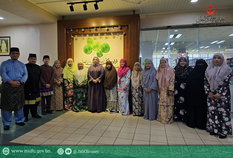 Sudut Penerbitan Oman Dirasmikan di Perpustakaan Islam Brunei Darussalam